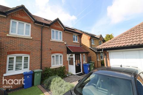 4 bedroom semi-detached house for sale, Francisco Close, Grays