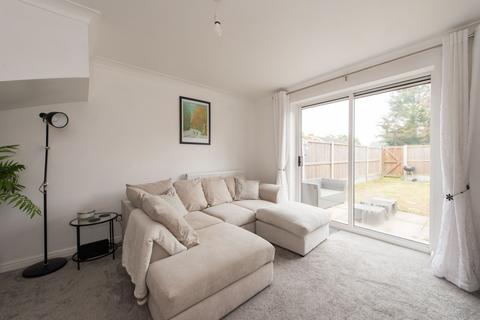 2 bedroom end of terrace house for sale, Sycamore Grange, Ramsgate, CT11