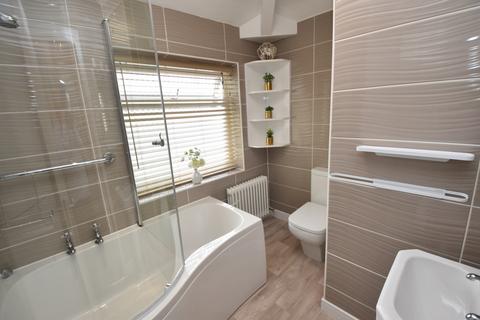 3 bedroom semi-detached house for sale, Leamington Road, Davyhulme, M41
