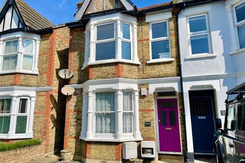 2 bedroom apartment for sale, Grange Road, Leigh-on-Sea, Essex, SS9