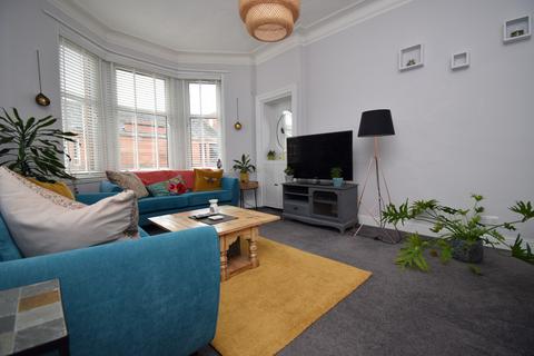 1 bedroom flat to rent, Dundrennan Road, Flat 3/2, Battlefield, Glasgow, G42 9SL