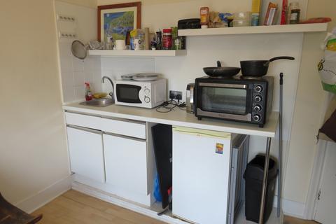 1 bedroom in a house share to rent, 4, Muswell Hill Road, Muswell Hill, N10