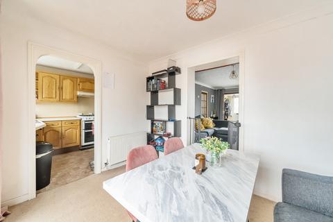 17 Cedar Road, Faringdon, SN7 8AY