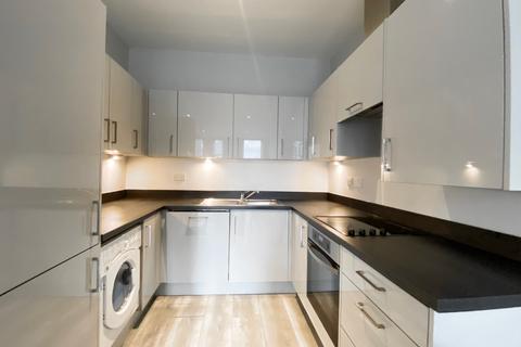 1 bedroom flat to rent, 369 Ballards Lane, London N12