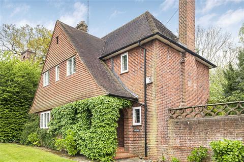 4 bedroom detached house for sale, Wills Grove, London, NW7