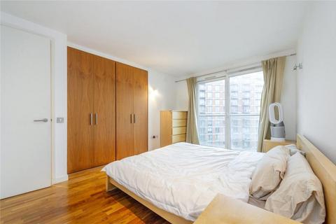 2 bedroom property to rent, 1 New Providence Wharf, Fairmont Avenue, London, E14