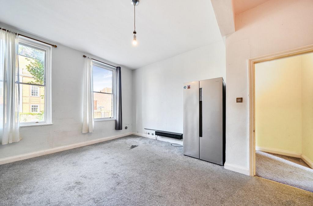 Apartment in London, Cordwell Estate, Hither Green - View 2