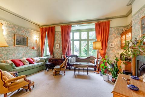 5 bedroom semi-detached house for sale, South Parade, London, W4 1JU