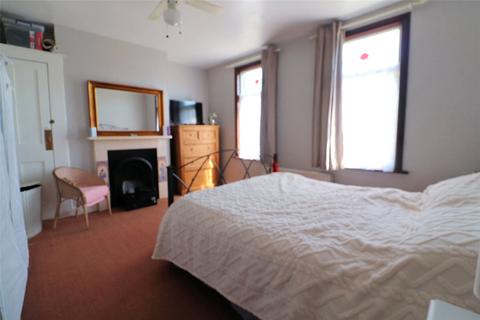 14 South Road, Erith, DA8 3RA