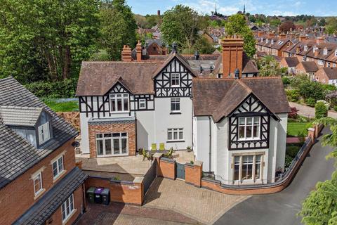 6 bedroom semi-detached house for sale, Besford Gardens, Shrewsbury