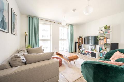 2 bedroom flat for sale, Ruffle House, Upton Park, LONDON, E13