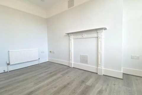 1 bedroom flat to rent, Cleveland Street, London W1T
