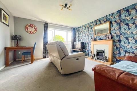 2 bedroom apartment for sale, Larch Way, Patchway, Bristol, South Gloucestershire, BS34
