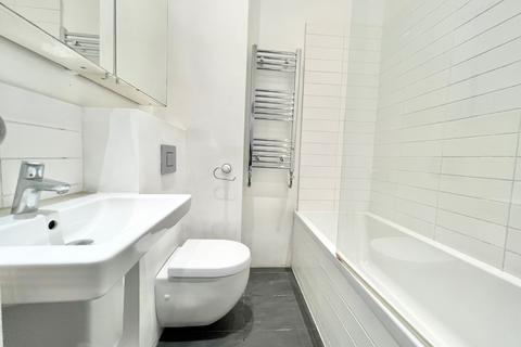 1 bedroom flat for sale, 118 Bravington Road, London W9