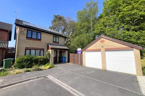 4 bedroom detached house for sale, Ryall Road, Poole, BH17