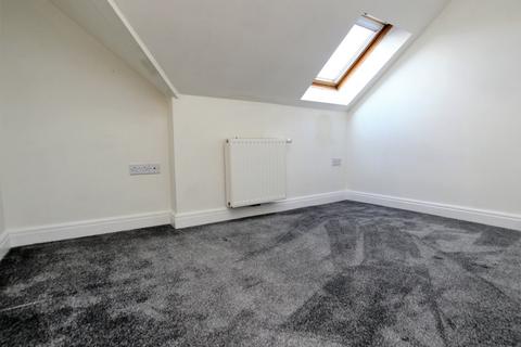 2 bedroom apartment to rent, 46-48 Oakdale Road, Oakdale , POOLE, BH15