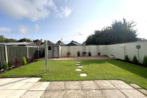12 Darbys Close, Oakdale, Poole, BH15 3DJ