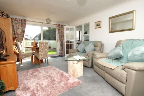 12 Darbys Close, Oakdale, Poole, BH15 3DJ