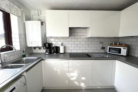 12 Darbys Close, Oakdale, Poole, BH15 3DJ