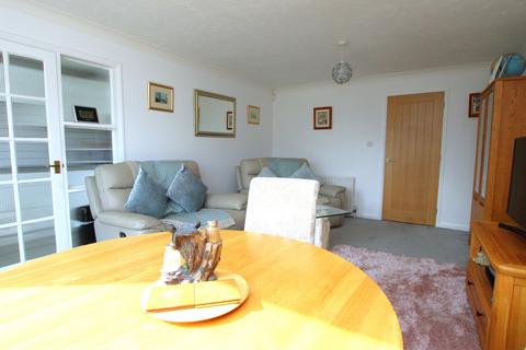 12 Darbys Close, Oakdale, Poole, BH15 3DJ