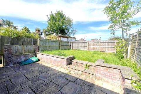 2 bedroom ground floor flat for sale, 3 Moor View Road, Oakdale , Poole, BH15