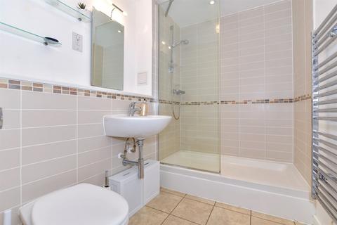 40 Lambe Close, Snodland, ME6 5PE