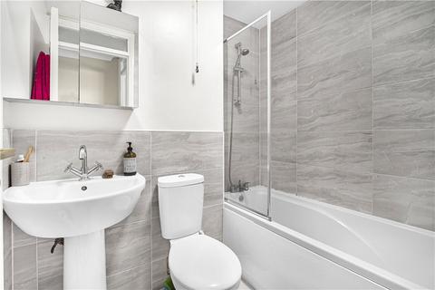 18 Connaught Gardens, Morden, SM4 6DB