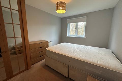 2 bedroom flat to rent, Pennyfield Close, Meanwood, Leeds, LS6