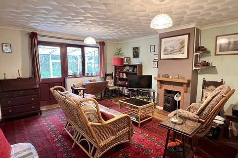 12 Bryndulais, Llanwrda, SA19 8AG