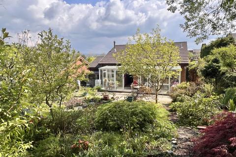 12 Bryndulais, Llanwrda, SA19 8AG