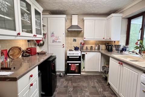 12 Bryndulais, Llanwrda, SA19 8AG