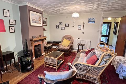 12 Bryndulais, Llanwrda, SA19 8AG