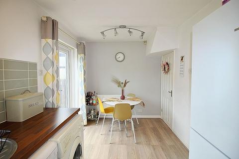 4 Briary Close, Brinsworth, Rotherham, S60 5LY