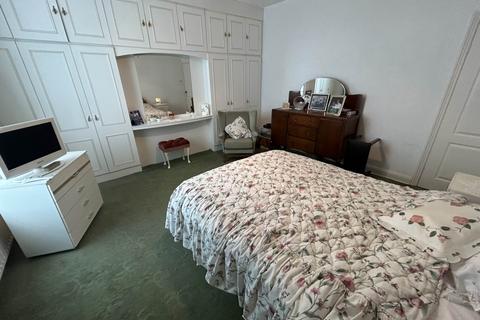 19 Andrew Street, Chadderton, Oldham, OL9 0JN