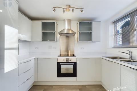 2 bedroom flat to rent, Viridian Square, Aylesbury