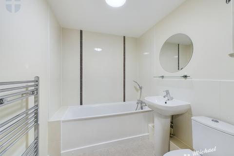 2 bedroom flat to rent, Viridian Square, Aylesbury