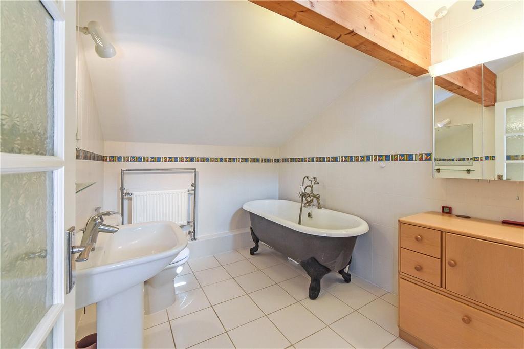 En Suite Bathroom