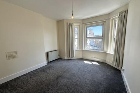 1 bedroom flat to rent, Longford Terrace, Folkestone, CT20