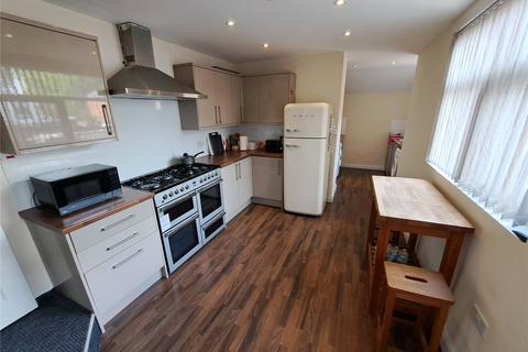 8 bedroom end of terrace house to rent, Bolton Road, Farnworth, Bolton, Greater Manchester, BL4
