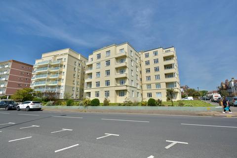 3 bedroom ground floor flat for sale, Bedford Avenue, Bexhill-on-Sea, TN40