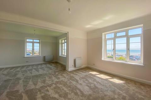 3 bedroom ground floor flat for sale, Bedford Avenue, Bexhill-on-Sea, TN40