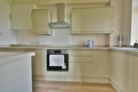 3 bedroom ground floor flat for sale, Bedford Avenue, Bexhill-on-Sea, TN40