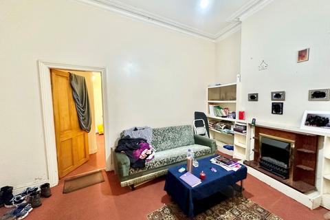 3 bedroom end of terrace house for sale, Castleton Road, Preston PR1