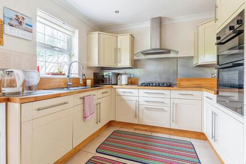 1 Clearwater, St Columb, TR9 6ET