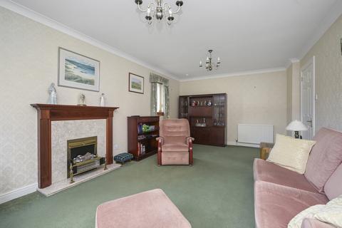3 bedroom ground floor flat for sale, 1 Flat 2, East Comiston, Edinburgh, EH10 6RZ