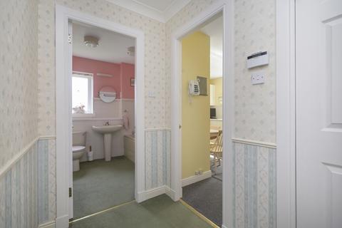 1/2 East Comiston, Edinburgh, EH10 6RZ