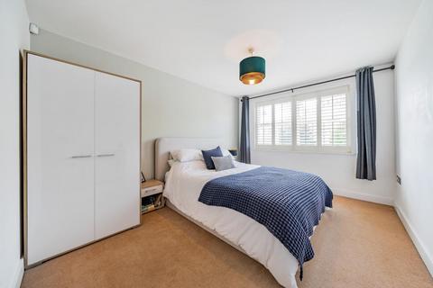 2 bedroom flat for sale, Ferndale Road, Brixton