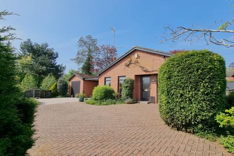 3 bedroom detached bungalow for sale, South Street, Woodford Halse, Northamptonshire, NN11 3RF