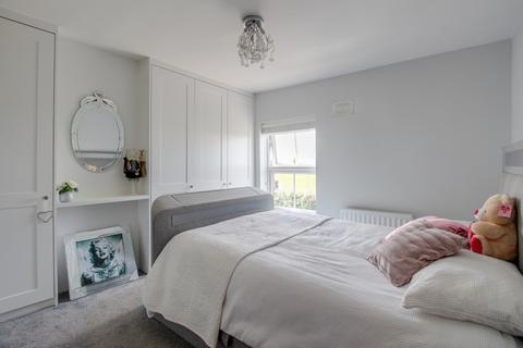 53 Bower Lane, Eaton Bray, Dunstable, LU6 1RB