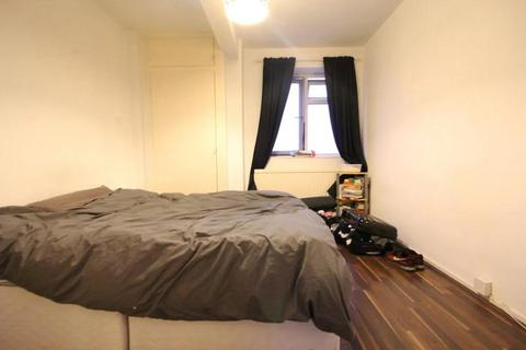 2 bedroom flat to rent, Trelawney Estate, Paragon Road, London E9